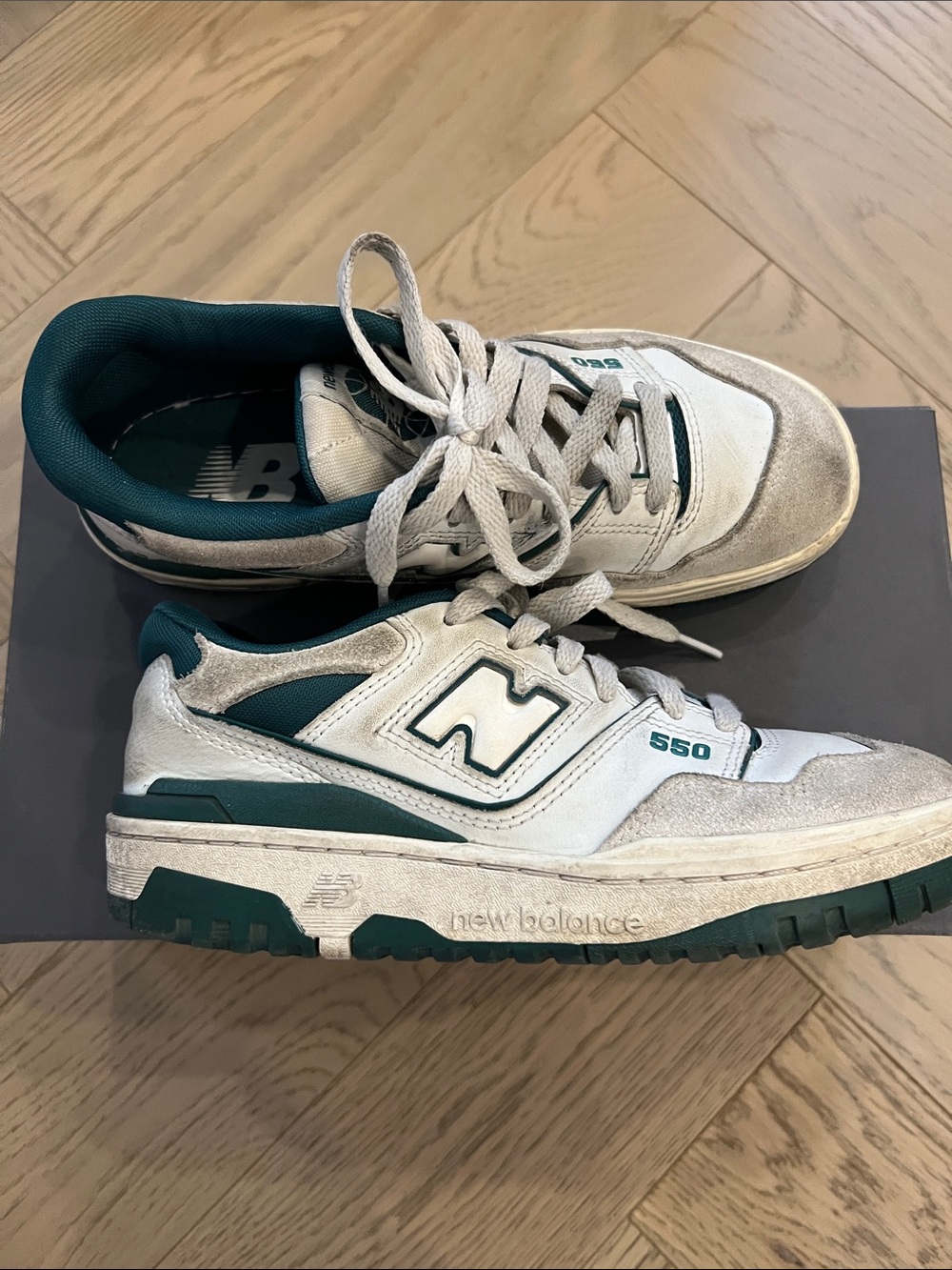 New Balance Kids 550 Sneakers in White and Green